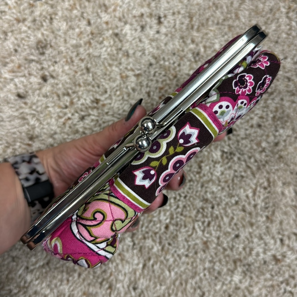 Vera Bradley Makeup Snap Close Case - Picture 6 of 10